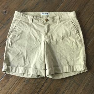 Old Navy size 8 light tan khaki shorts